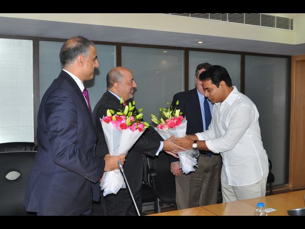  కేటీఆర్‌తో అమెరికా బృందం