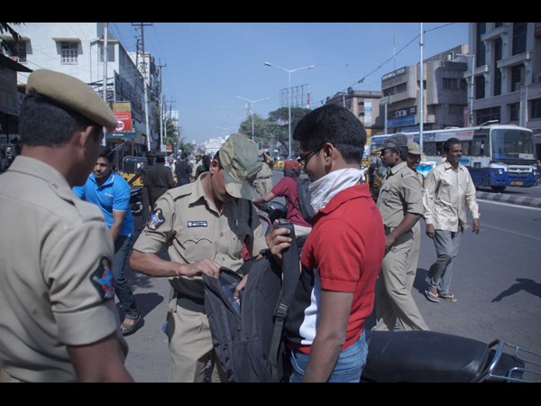 తనిఖీలు