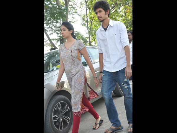 కుటుంబ సభ్యులు కుటుంబ సభ్యులు