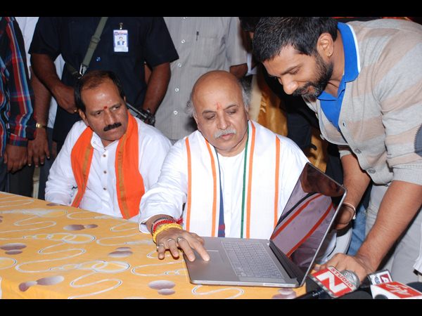 ప్రవీణ్ తొగాడియా ప్రవీణ్ తొగాడియా