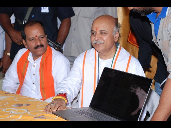 ప్రవీణ్ తొగాడియా ప్రవీణ్ తొగాడియా