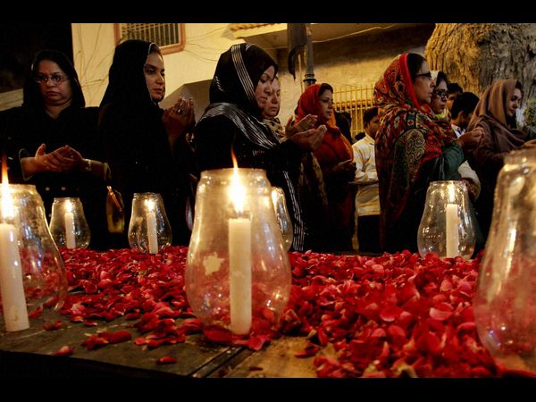  ప్రధాని షరీఫ్‌తో మాట్లాడిన మోడీ... 2 నిమిషాల పాటు మౌనం 