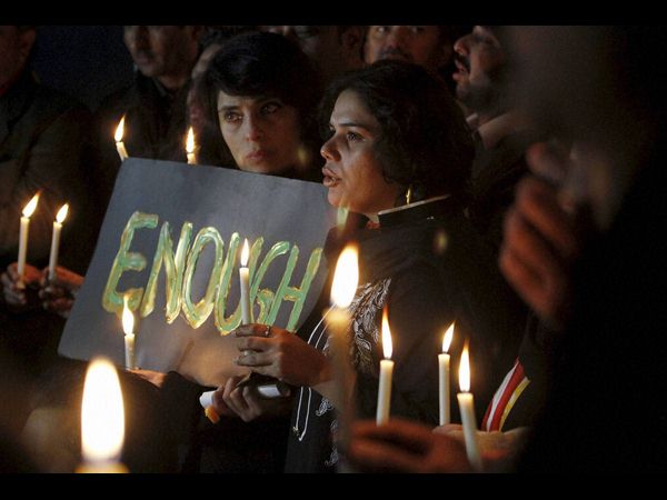  ప్రధాని షరీఫ్‌తో మాట్లాడిన మోడీ... 2 నిమిషాల పాటు మౌనం 