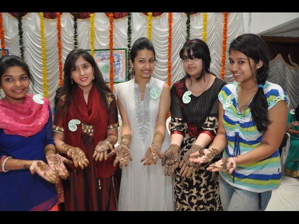 మెహిందీ పోటీల