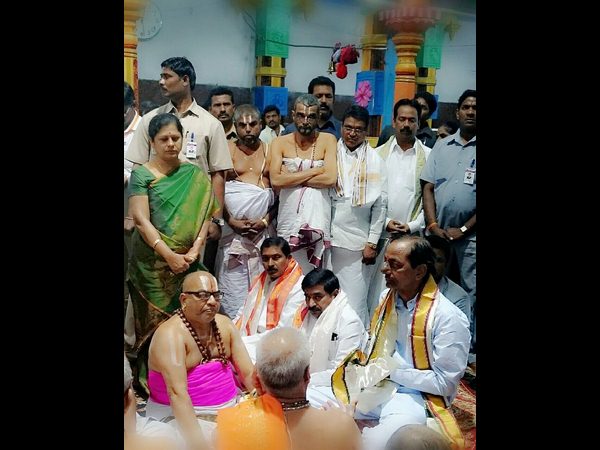 కేసీఆర్