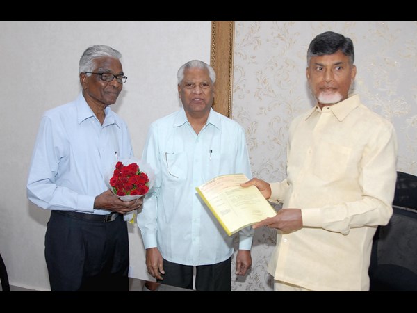 బాబుకు చెక్కు