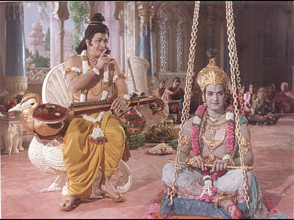  నటుడు కాంతారావు భార్య హైమావతికి రమణాచారి ఆర్ధిక సహాయం (ఫోటోలు) 