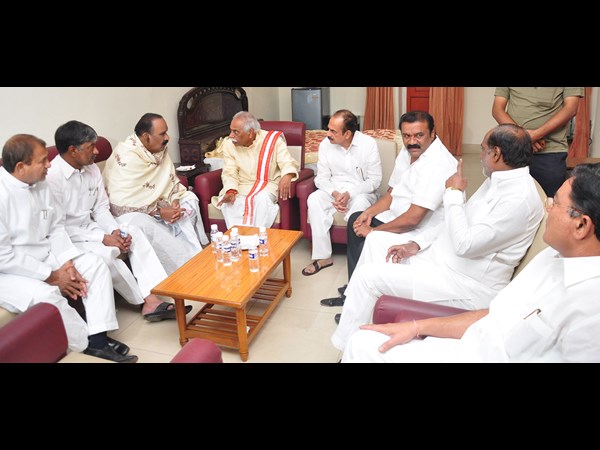 బండారు దత్తాత్రేయ