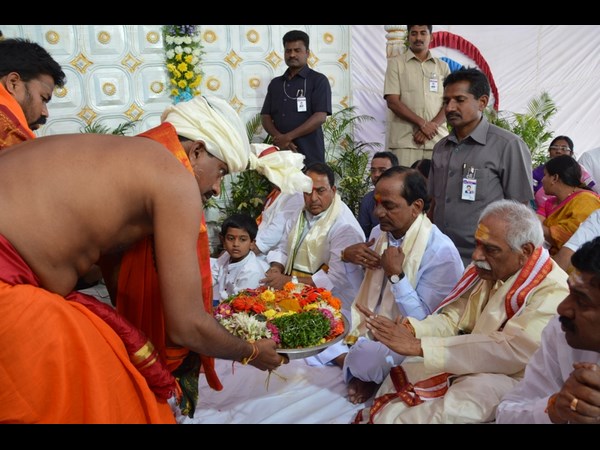 మల్లన్న సేవలో..