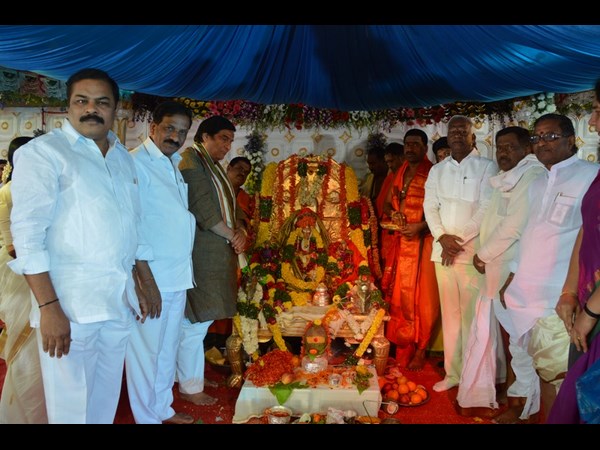 మల్లన్న సేవలో..