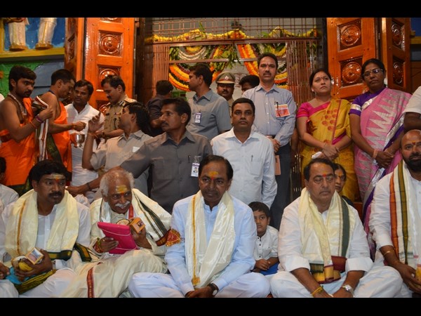 మల్లన్న సేవలో..