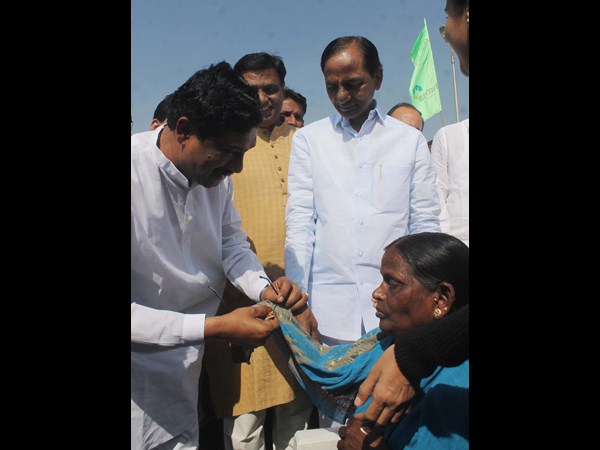 కేసీఆర్