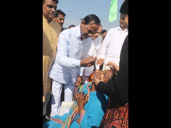 కేసీఆర్