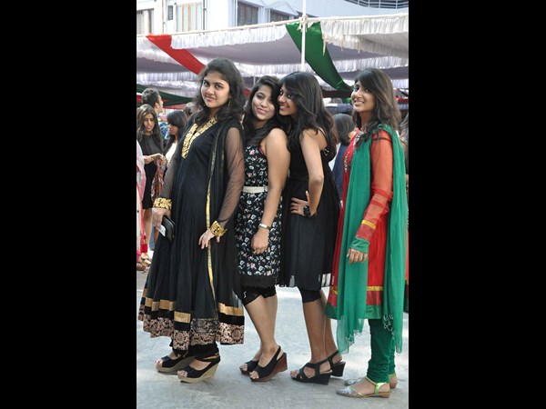 విల్లా ఫెస్ట్