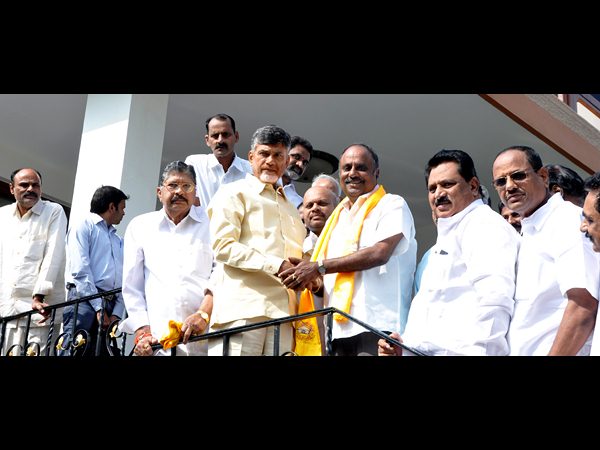 టీడీపీలోకి జంప్ టీడీపీలోకి జంప్