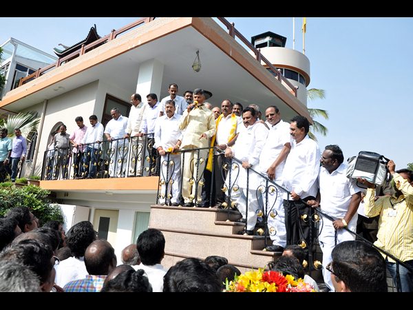 టీడీపీలోకి జంప్ టీడీపీలోకి జంప్