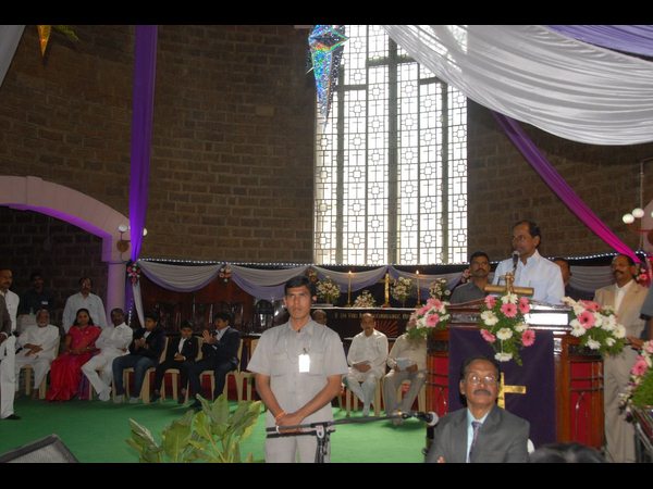  మెథడిస్ట్‌ చర్చిలో జరిగిన క్రిస్మస్‌ వేడుకల్లో పాల్గొన్న సీఎం కేసీఆర్‌