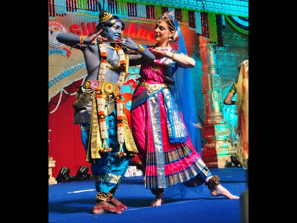 నృత్య సమ్మేళనం