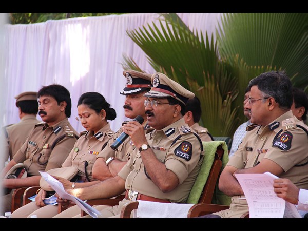 ట్రాఫిక్ చలాన్ల ద్వారా..