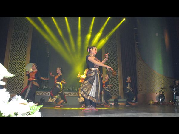  కేసీఆర్ - అమితాబ్ - నాగార్జున