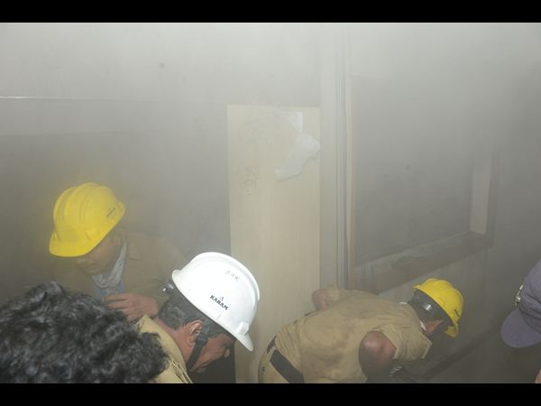  పంజాగుట్టలోని భవనంలో భారీ అగ్ని ప్రమాదం