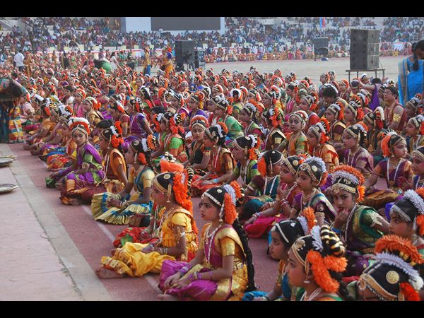 నృత్య సమ్మేళనం 