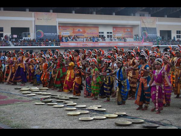 నృత్య సమ్మేళనం 