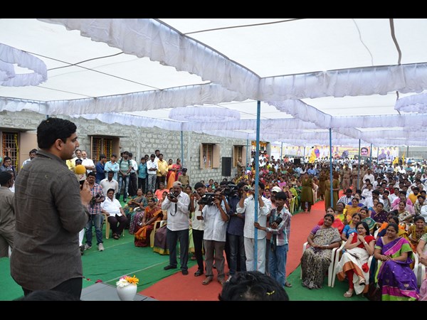 నాయకులకు హితబోధ