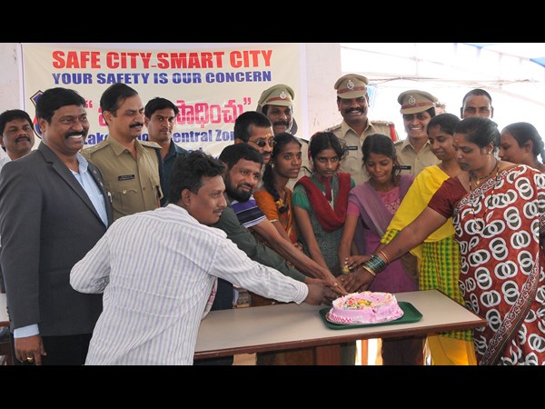  ఆత్మహత్య రహిత సాగరే లక్ష్యంగా జీవించు-సాధించు 