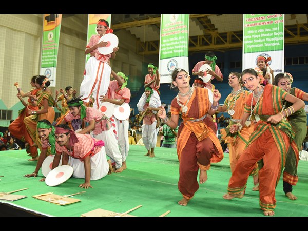 ఆటపాటలు