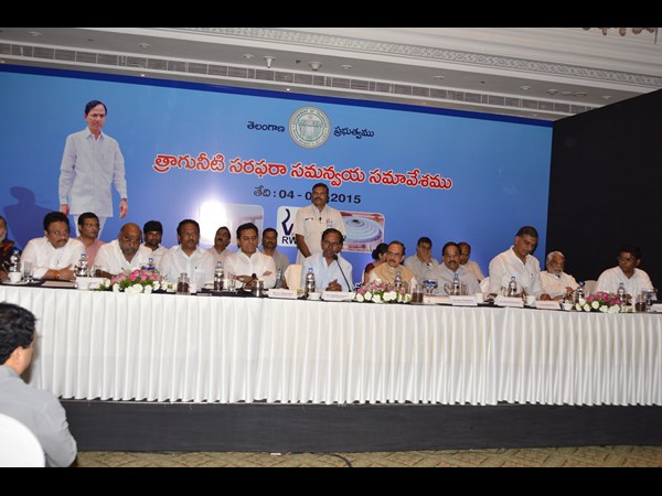 కెసిఆర్ సమీక్ష