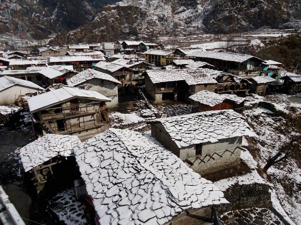  మంచుతో కప్పబడిన ఉత్తర కాశ్మీర్ 