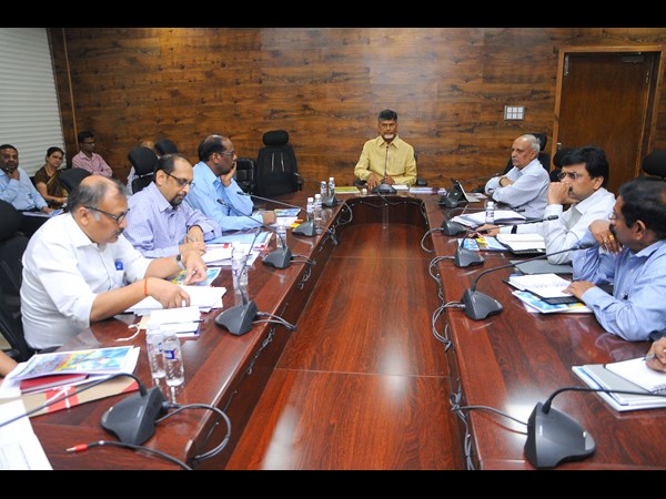 చంద్రబాబు చంద్రబాబు