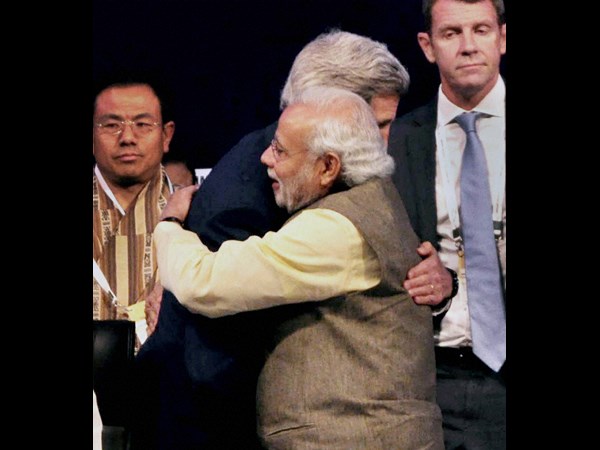 'ఉజ్వల గుజరాత్' శిఖరాగ్ర సదస్సులో ప్రధాని మోడీ