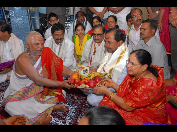 కేసీఆర్