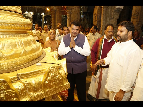 దేవేంద్ర ఫడ్నవీస్