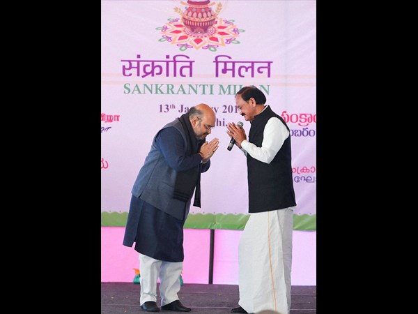 వెంకయ్య, అమిత్ షా