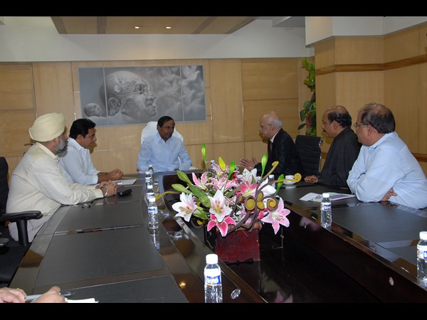 కెసిఆర్