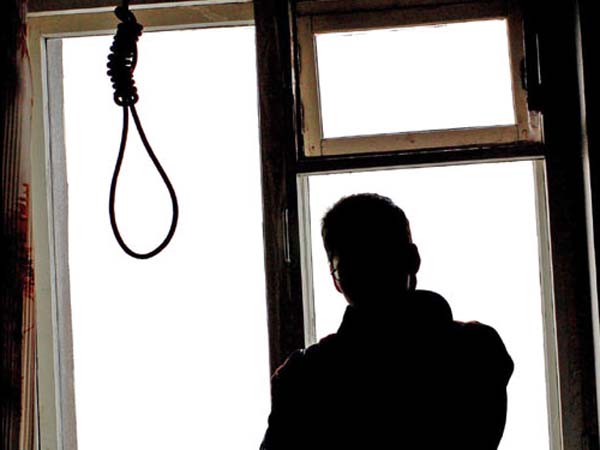 Man kills woman, commits suicide Man kills woman, commits suicide