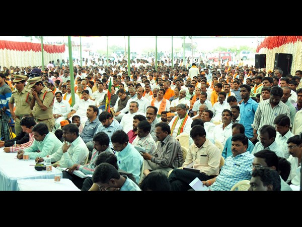 బీజేపీ పోరు యాత్ర విజయోత్సవ సభ
