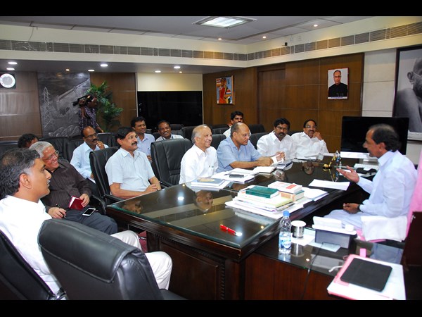 కేసీఆర్