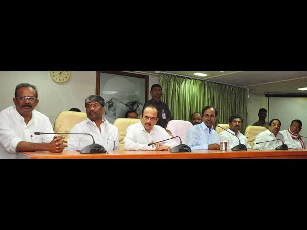 కేసీఆర్