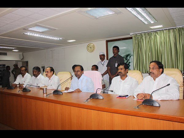 కేసీఆర్