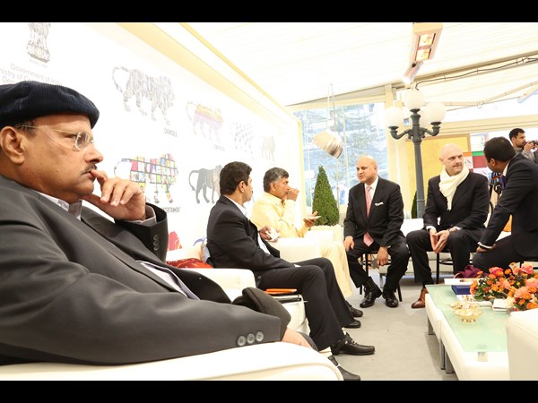 దావోస్‌లో బీజాగా ఏపీ సీఎం చంద్రబాబు