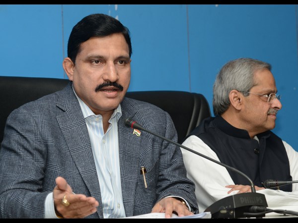  sujana chowdary clarification on failed to meet kcr today