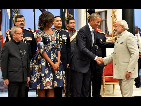  రాష్ట్రపతి విందులో అమెరికా అధ్యక్షుడు బరాక్ ఒబామా 