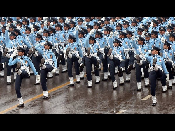 ప్రత్యేక ఆకర్షణగా మోడీ ప్రాజెక్టులు ప్రత్యేక ఆకర్షణగా మోడీ ప్రాజెక్టులు