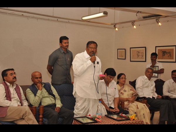  ఆకట్టుకుంటున్న కొండపల్లి ఆర్ట్ గ్యాలరీ 