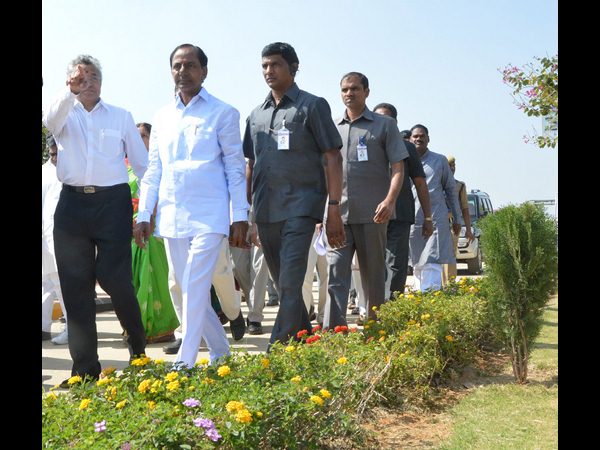 కేసీఆర్ కేసీఆర్