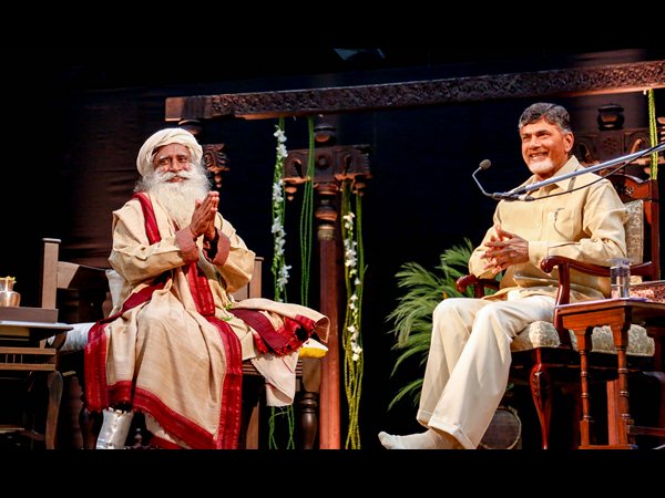 యోగా క్లాసులు యోగా క్లాసులు